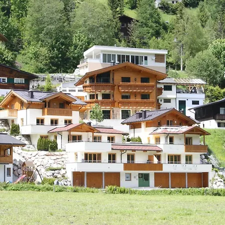 Large In Hinterglemm